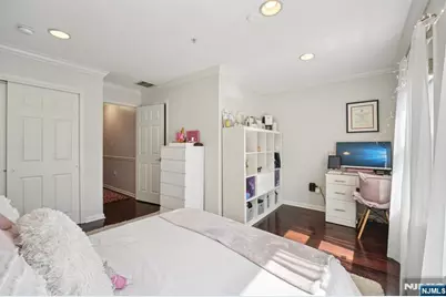 428 Newburgh Court 428 #428, West New York, NJ 07093 - Photo 24