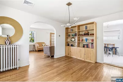 447 Sussex Road, Wood Ridge, NJ 07075 - Photo 8