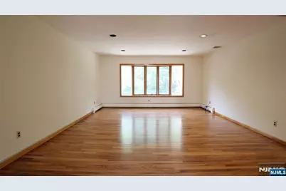 206 New York Avenue 2 #2, Fort Lee, NJ 07024 - Photo 6