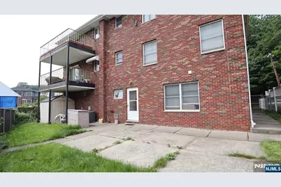 206 New York Avenue 2 #2, Fort Lee, NJ 07024 - Photo 28