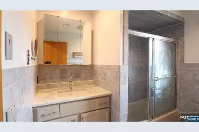 206 New York Avenue 2 #2, Fort Lee, NJ 07024 - Photo 24