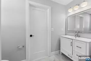 9 Cole St, Bergenfield, NJ 07621 - Photo 40