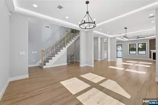 9 Cole St, Bergenfield, NJ 07621 - Photo 4