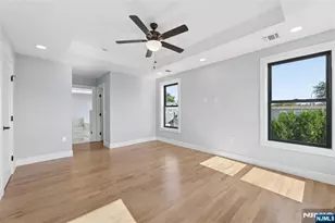 9 Cole St, Bergenfield, NJ 07621 - Photo 34
