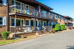 55 Gills Ln 28, Woodbridge Township, NJ 08830 - Photo 4