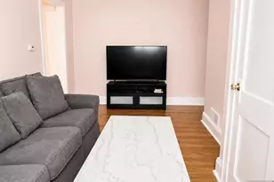 522 Saddle River Rd #1, Saddle Brook Township, NJ 07663 - Photo 4