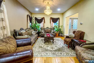 7 Patrick Avenue, Emerson, NJ 07630 - Photo 4