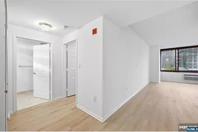 100 Old Palisade Road 1613 #1613, Fort Lee, NJ 07024 - Photo 12