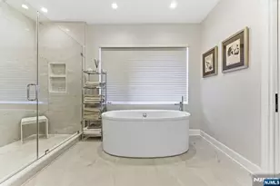 29 Roslyn Ave, Englewood Cliffs, NJ 07632 - Photo 26