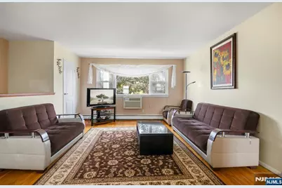 2-02 Virginia Drive 202B #202B, Fair Lawn, NJ 07410 - Photo 2