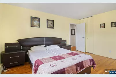 2-02 Virginia Drive 202B #202B, Fair Lawn, NJ 07410 - Photo 12
