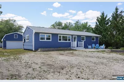 832 Demont Street, Toms River, NJ 08753 - Photo 2