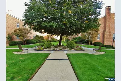 522 N Maple Avenue C3 #C3, Ridgewood, NJ 07450 - Photo 2