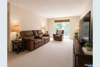 550 Fairview 318 #318, Westwood, NJ 07675 - Photo 8