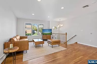 2480 6th Street A #A, Fort Lee, NJ 07024 - Photo 4