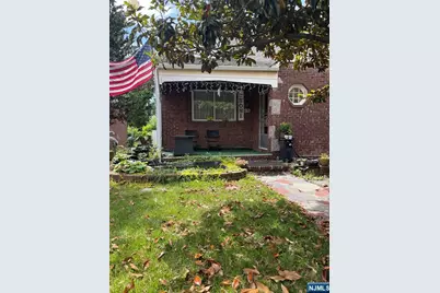 10-16 Burbank Street, Fair Lawn, NJ 07410 - Photo 10