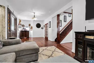 153 Mt Vernon Street, Ridgefield Park, NJ 07660 - Photo 10