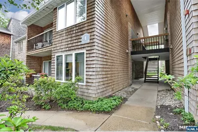 1 Tulip Crescent 1A #1A, Little Falls Township, NJ 07424 - Photo 4