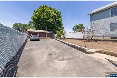 137 Uhland, East Rutherford, NJ 07073 - Photo 30
