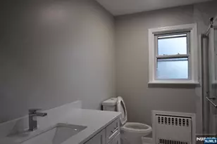 356 Slocum Way, Fort Lee, NJ 07024 - Photo 18