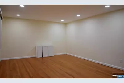 356 Slocum Way, Fort Lee, NJ 07024 - Photo 14