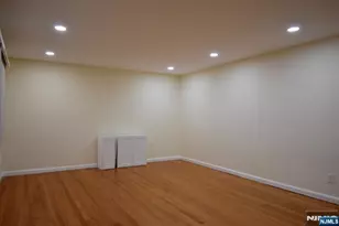 356 Slocum Way, Fort Lee, NJ 07024 - Photo 14
