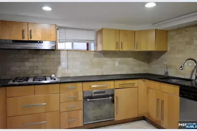 356 Slocum Way, Fort Lee, NJ 07024 - Photo 24
