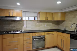 356 Slocum Way, Fort Lee, NJ 07024 - Photo 24