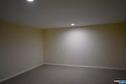 356 Slocum Way, Fort Lee, NJ 07024 - Photo 22