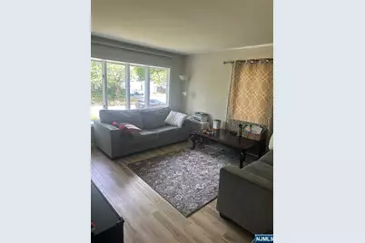 500 New Bridge Road, Bergenfield, NJ 07621 - Photo 8