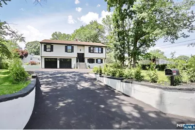 415 Goffle Road, Wyckoff Township, NJ 07481 - Photo 4