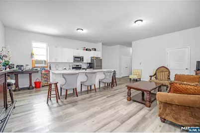 512 Monastery Place 3 #3, Union City, NJ 07087 - Photo 4