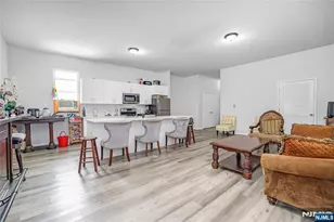 512 Monastery Pl 3, Union City, NJ 07087 - Photo 4