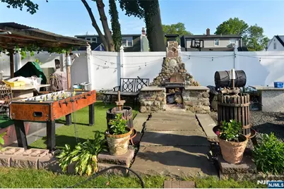 18 Parker Avenue, Hawthorne, NJ 07506 - Photo 20