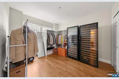 250 The Promenade, Edgewater, NJ 07020 - Photo 18
