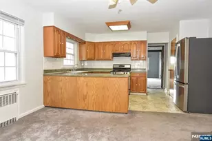 88 Woodland Ave, Rutherford, NJ 07070 - Photo 4