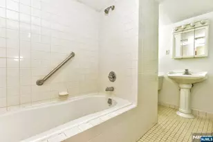 88 Woodland Ave, Rutherford, NJ 07070 - Photo 12