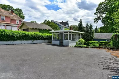 88 Woodland Avenue, Rutherford, NJ 07070 - Photo 14