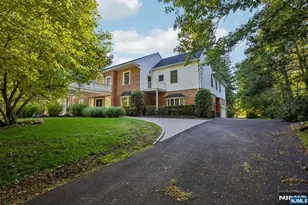 1050 Ramapo Valley Rd, Mahwah, NJ 07430 - Photo 4