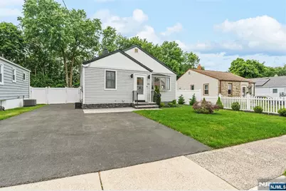 316 Boulevard S, Saddle Brook Township, NJ 07663 - Photo 2