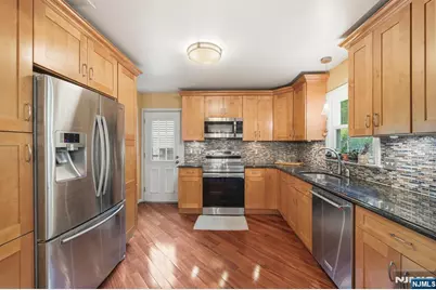 36 Calumet Avenue, Oakland, NJ 07436 - Photo 10