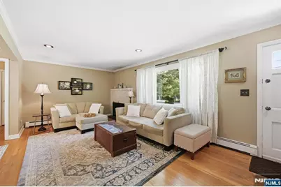 36 Calumet Avenue, Oakland, NJ 07436 - Photo 4