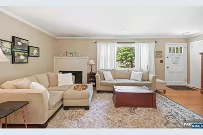 36 Calumet Avenue, Oakland, NJ 07436 - Photo 6