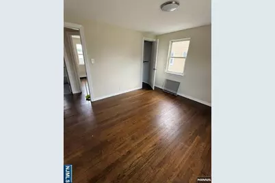 83 Macarthur Avenue 1st. Floor #1st. floor, Lodi, NJ 07644 - Photo 12
