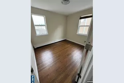 83 Macarthur Avenue 1st. Floor #1st. floor, Lodi, NJ 07644 - Photo 10
