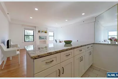 22 Engle Street R17 #R17, Englewood, NJ 07631 - Photo 26