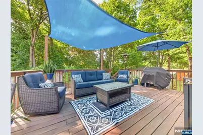 1134 Julia Street, Teaneck Township, NJ 07666 - Photo 22