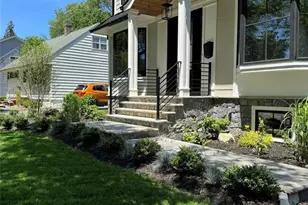 671 Delaware Ave, Ridgewood, NJ 07450 - Photo 2