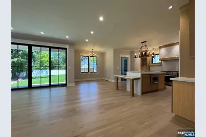 671 Delaware Avenue, Ridgewood, NJ 07450 - Photo 8