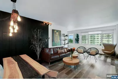 2077 Center Avenue 9E #9E, Fort Lee, NJ 07024 - Photo 2